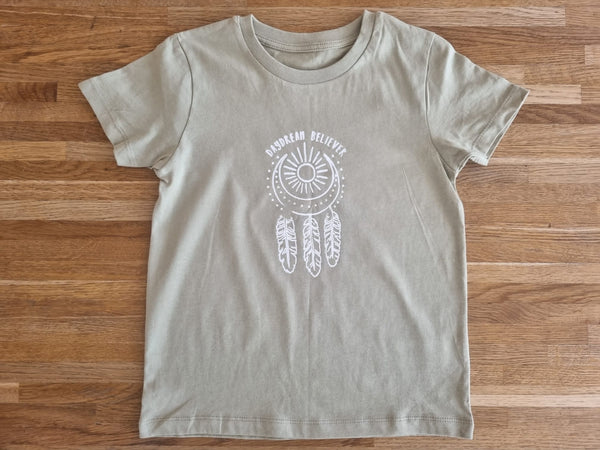 DAYDREAM BELIEVER TEE SIZE 5-6 YEARS