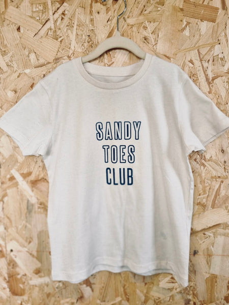 SANDY TOES CLUB TEE